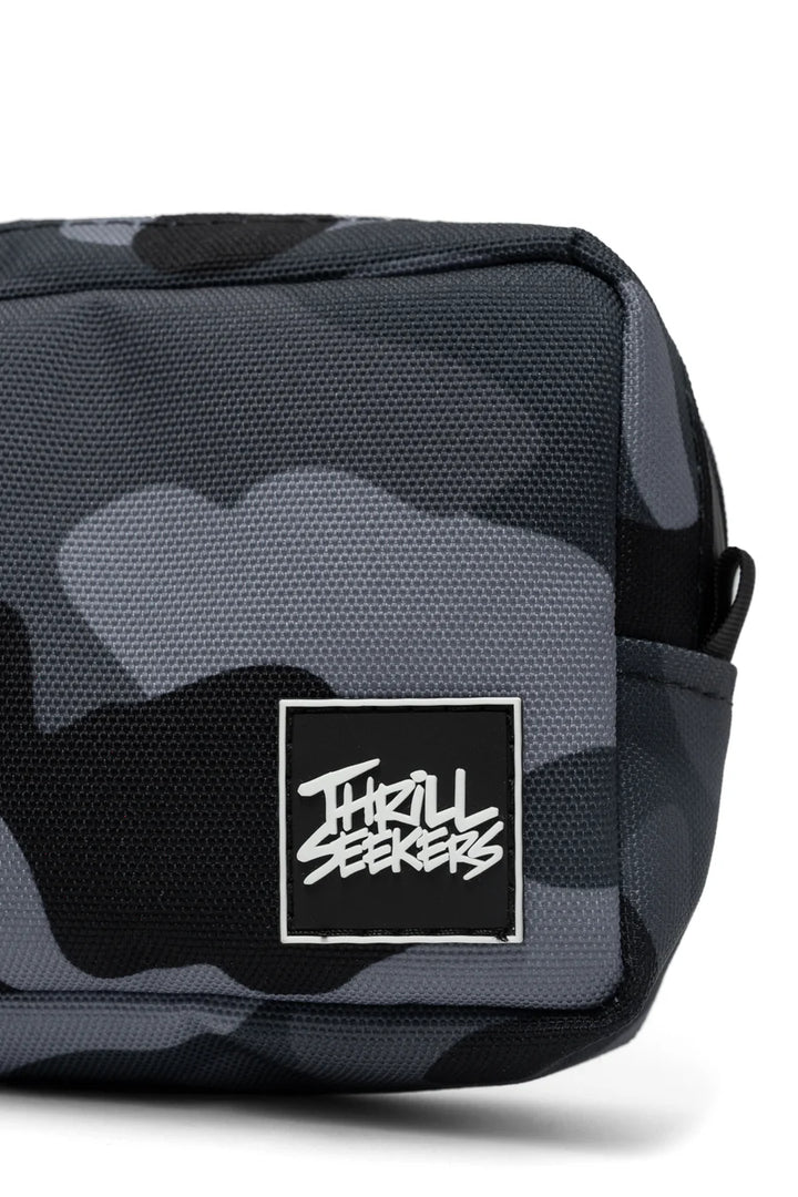 Thrill Seekers Bar Bag - BLACK CAMO